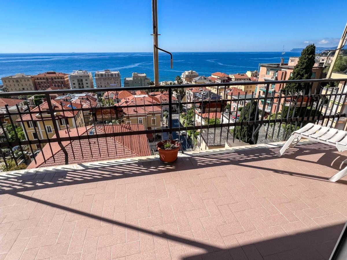 Grande Appartamento Vista Mare Varraze Exterior foto